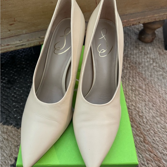 Sam Edelman Hilton - Picture 2 of 4